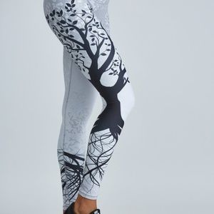 Noli Yoga Tree Of Life